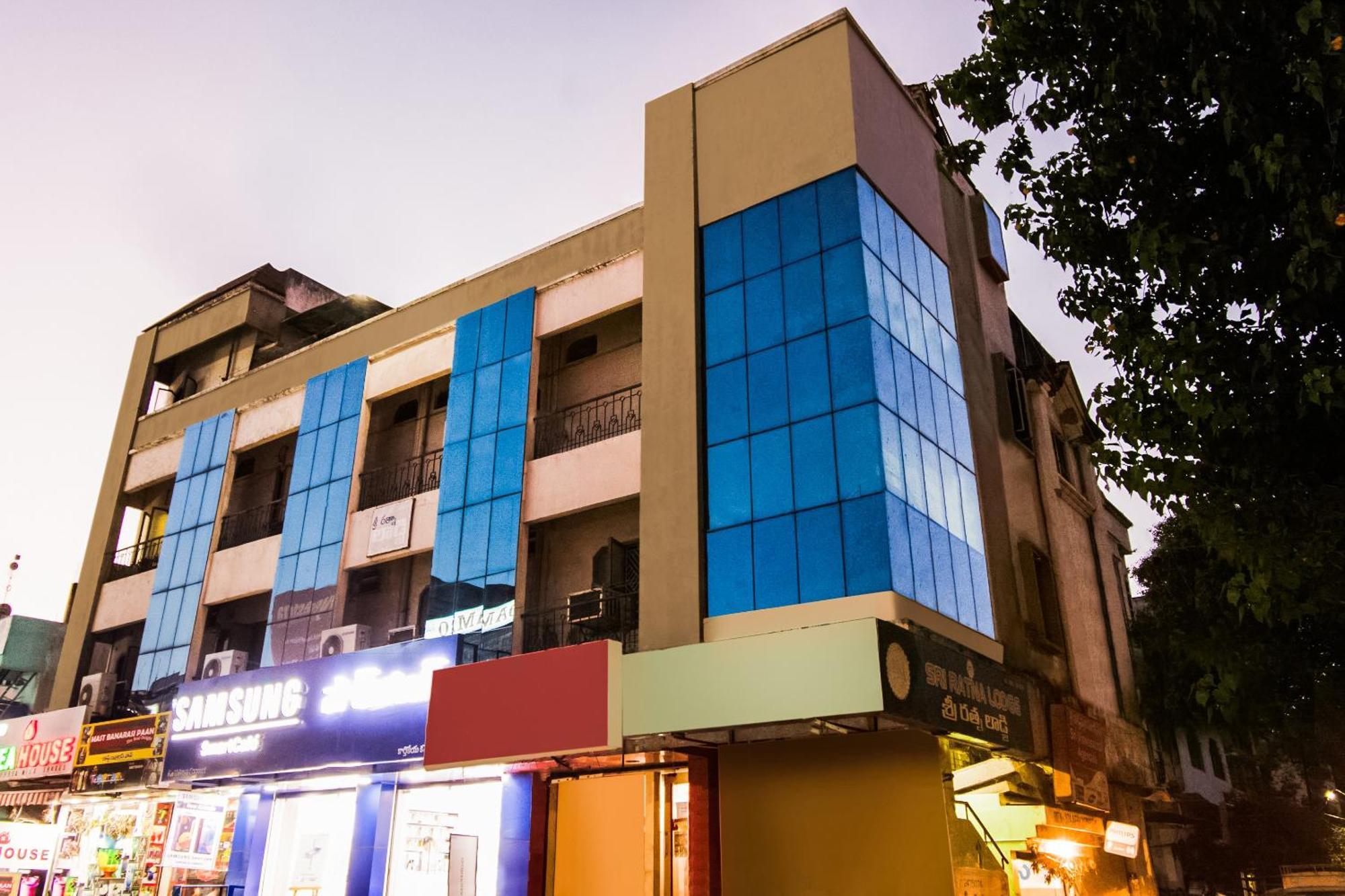 Spot On Sri Ratna Lodge Rajahmundry Exterior photo